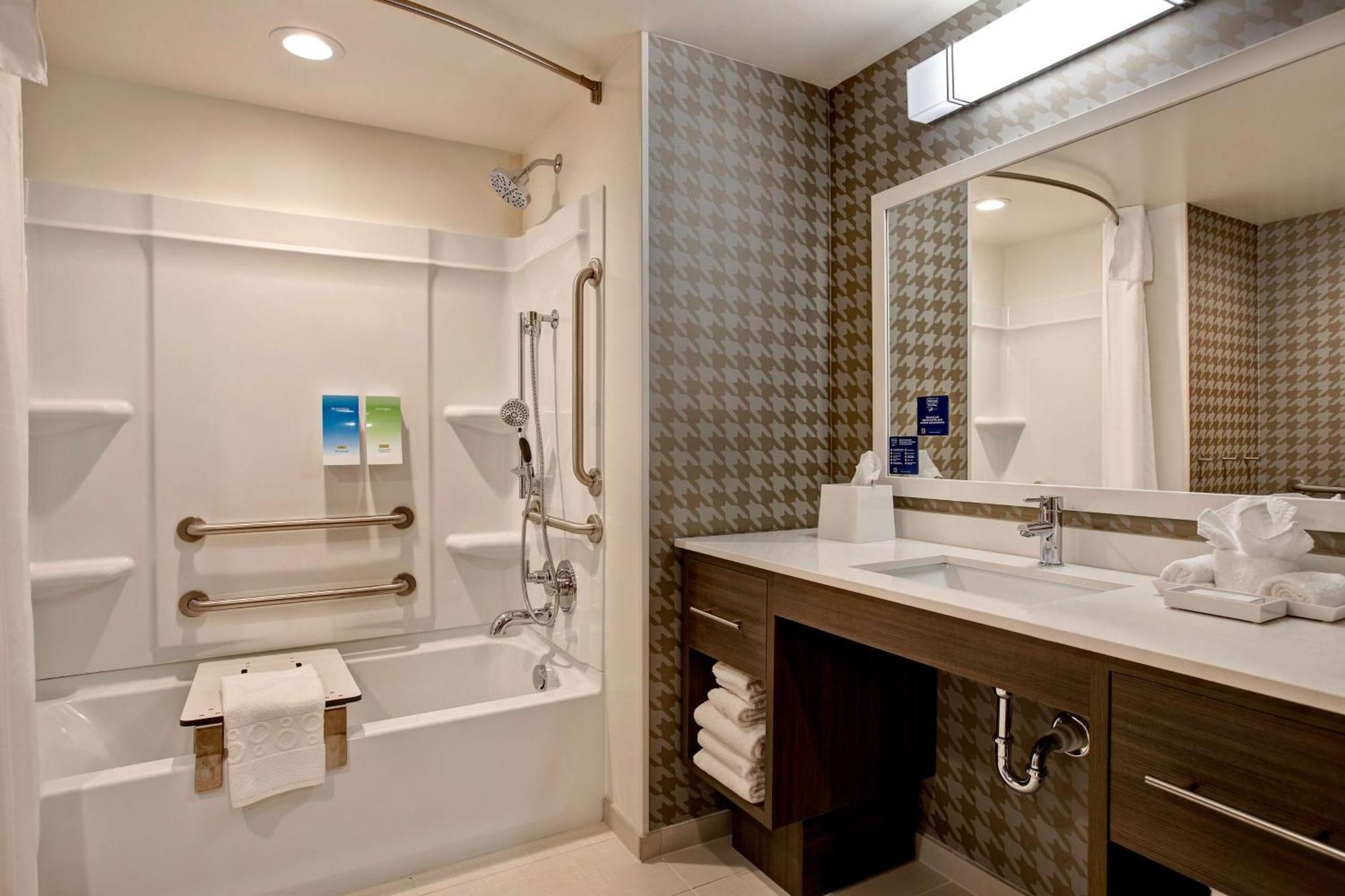 Home2 Suites By Hilton Carmel Indianapolis Buitenkant foto